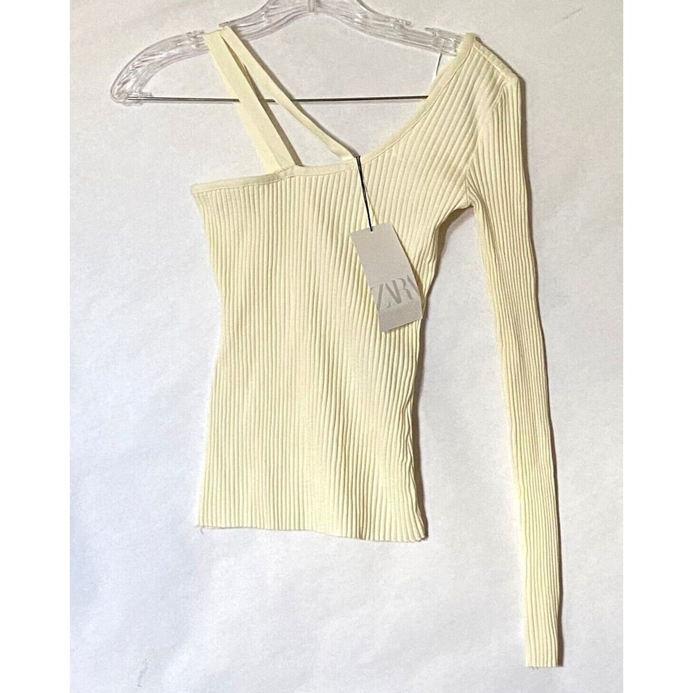Zara Asymmetric Top Womens Size Small Cream Cold Shoulder Fitted Ribbed Knit NWT